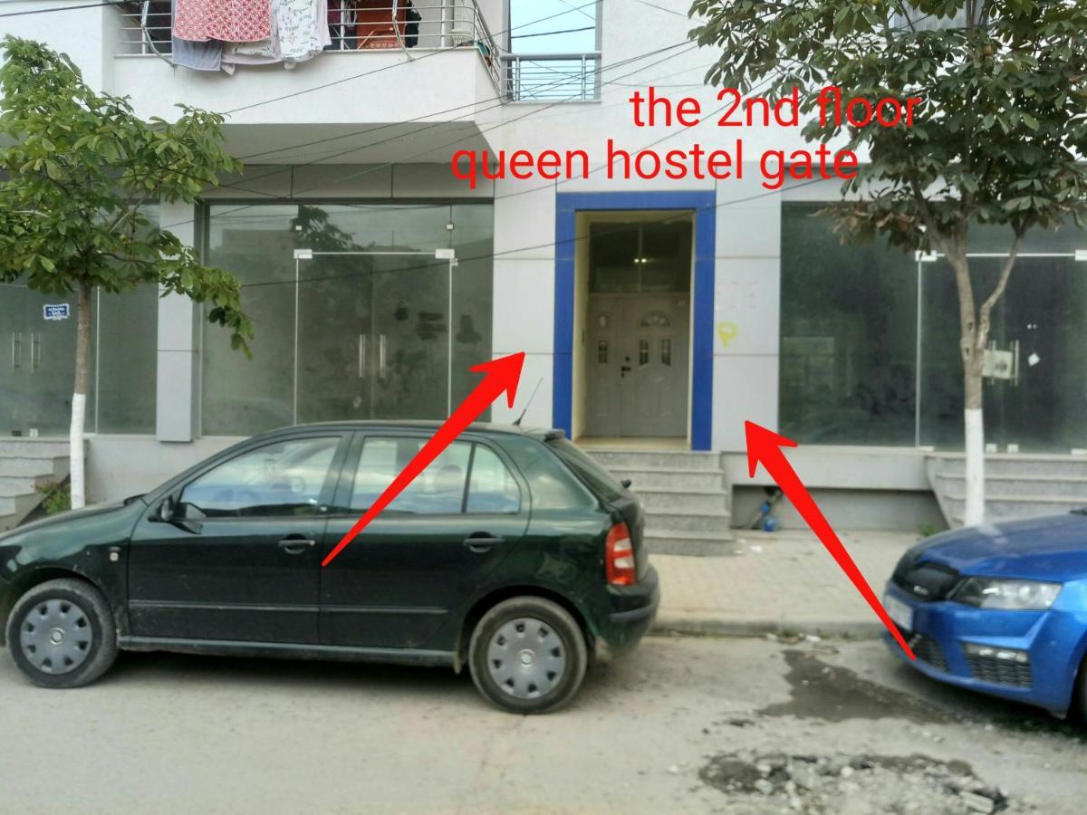 Queen Hostel Durrës Buitenkant foto